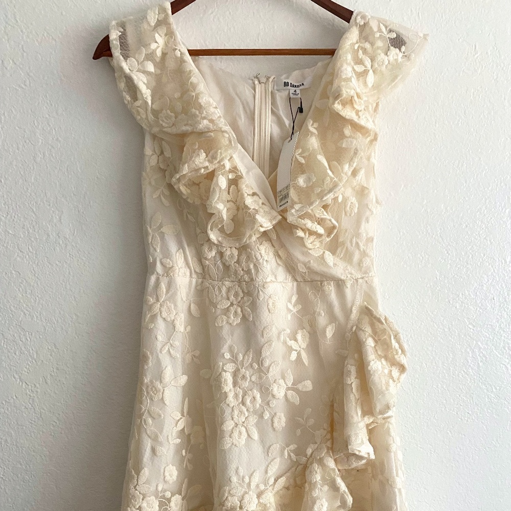 White Cream Mini Lace Floral Dress